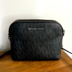 Michael Kors cross body bag.